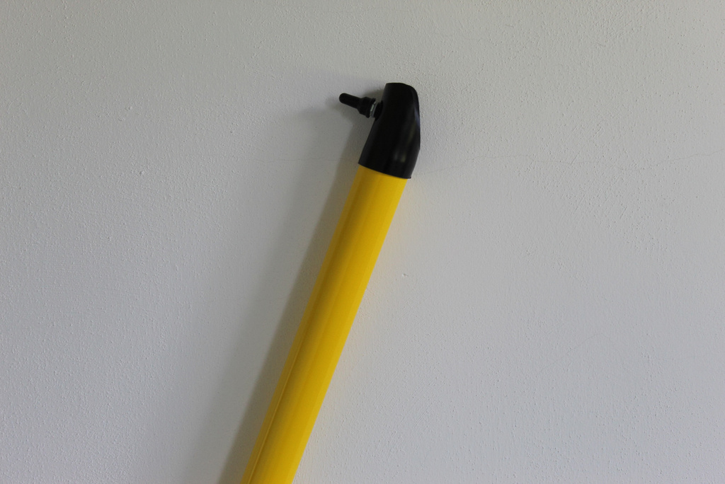 Stehend, gelb, kunststoffbeschichtet 38/2100