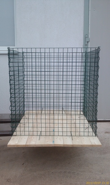 Grüner Komposter 1x1x1m